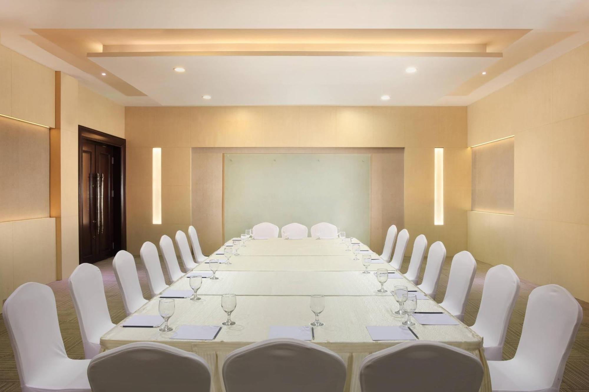 Four Points By Sheraton Medan Luaran gambar