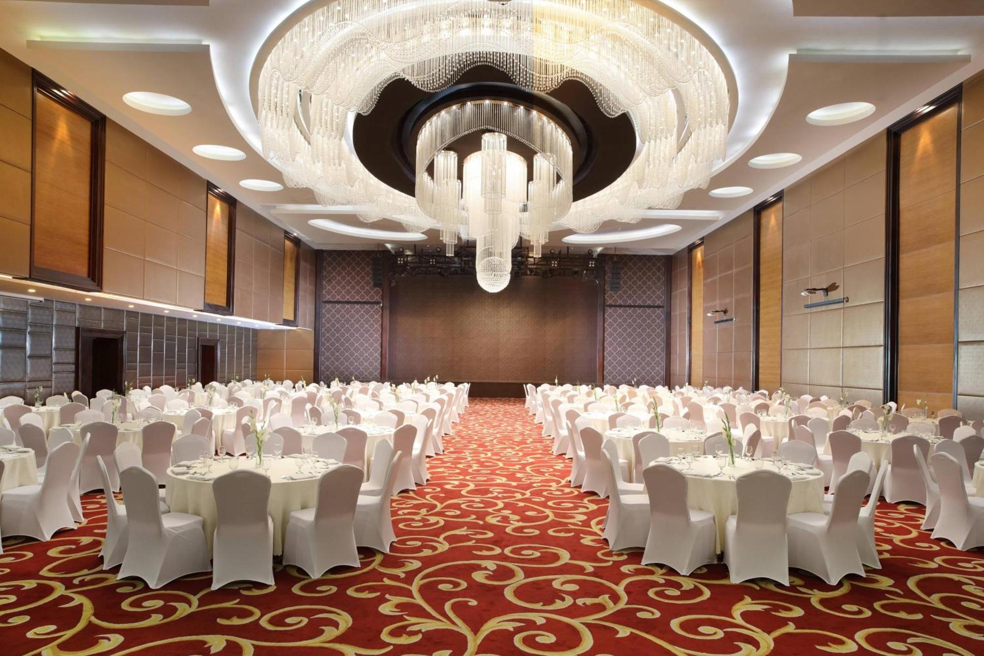 Four Points By Sheraton Medan Luaran gambar