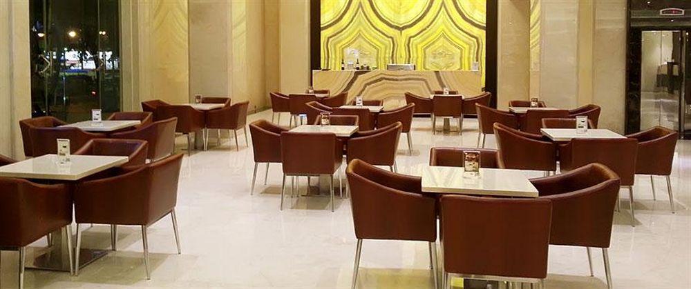 Four Points By Sheraton Medan Luaran gambar